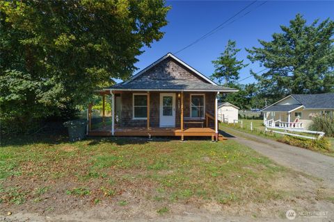 Photo of 1703 259th Place, Ocean Park, WA 98640 (MLS # 2434736)