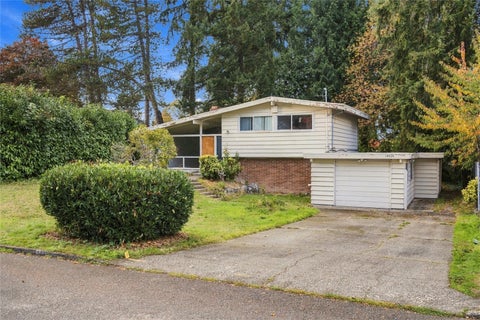 Photo of 14234 SE 14th Street, Bellevue, WA 98007 (MLS # 2599509)