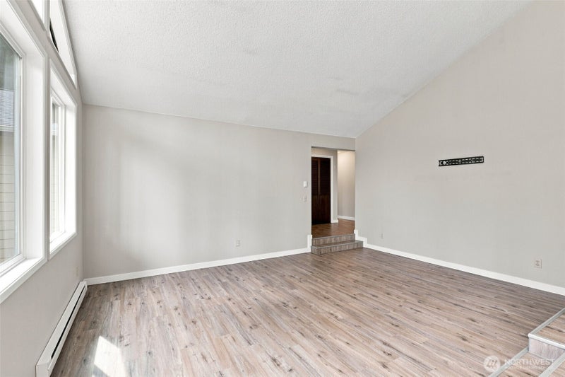 325 Rollingwood Drive