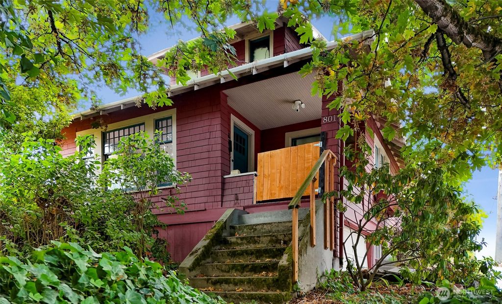 Photo of 801 Newton Street, Seattle, WA 98109 (MLS # 2419203)