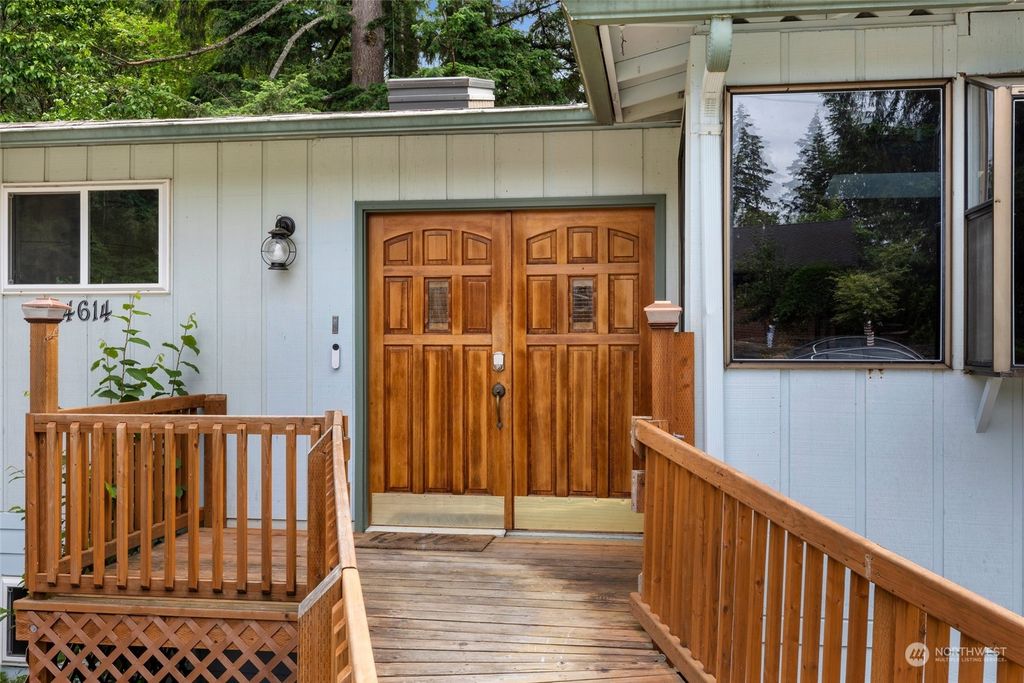 Photo of 14614 182nd Avenue SE, Renton, WA 98059 (MLS # 2286047)
