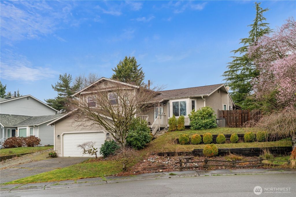Photo of 2401 185th Place SE, Bothell, WA 98012 (MLS # 2491208)