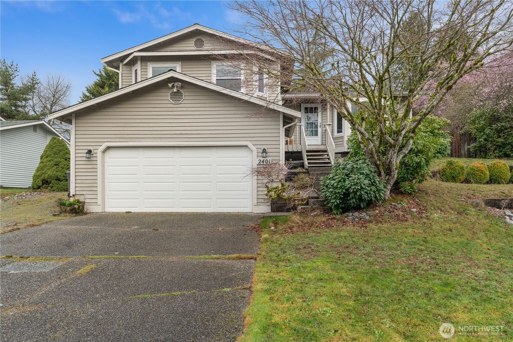 Photo of 2401 185th Place SE, Bothell, WA 98012 (MLS # 2491208)