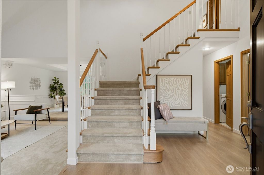 Photo of 11607 SE 77th Place, Newcastle, WA 98056 (MLS # 2551970)