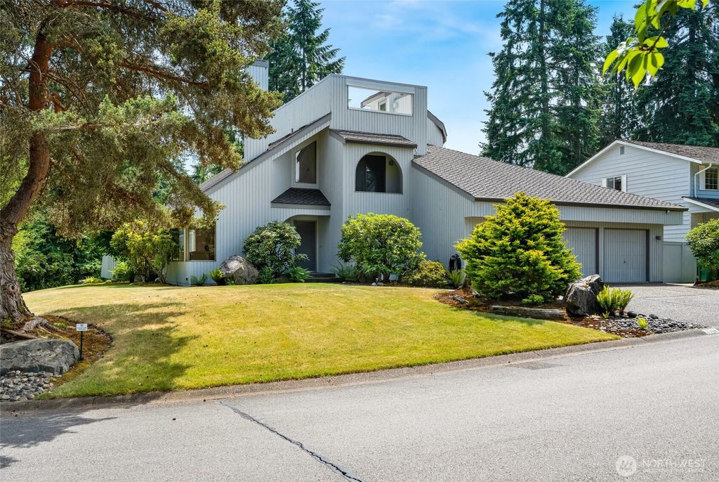 Photo of 2314 140th Place SE, Mill Creek, WA 98012 (MLS # 2392413)
