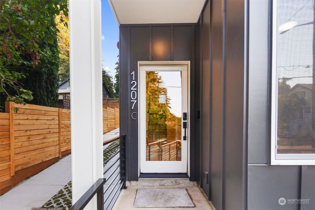 Photo of 1207 NE 104th Street #C, Seattle, WA 98125 (MLS # 2297269)