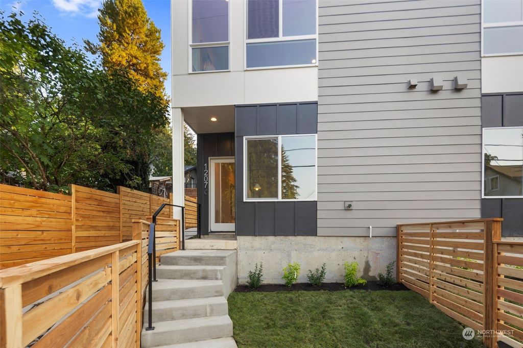 Photo of 1207 NE 104th Street #C, Seattle, WA 98125 (MLS # 2297269)