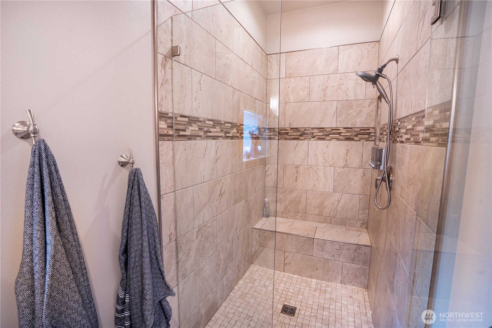 Leavenworth, Washington, 98826, United States, 3 Bedrooms Bedrooms, ,2 BathroomsBathrooms,Residential,Active,2017515
