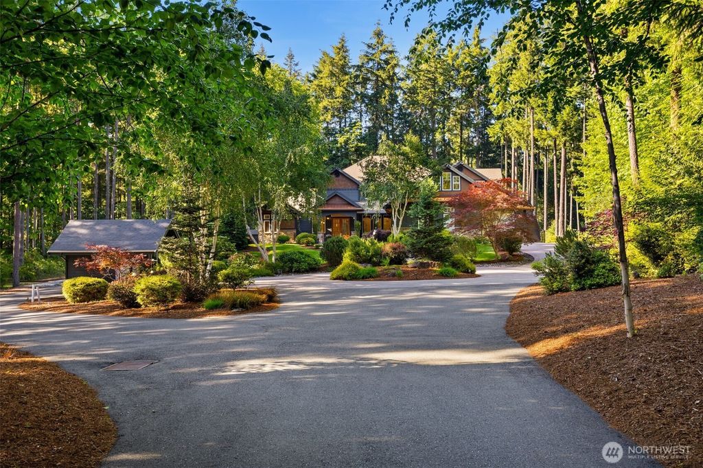 Photo of 9309 36th Street NW, Gig Harbor, WA 98335 (MLS # 2523409)