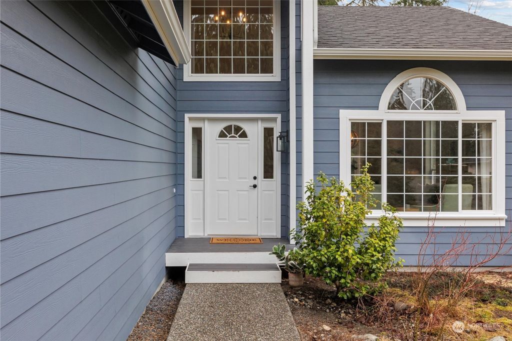 Photo of 5004 259th Street NE, Arlington, WA 98223 (MLS # 2196952)