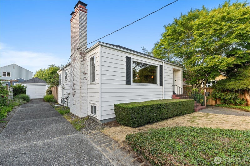310 NW 75th Street