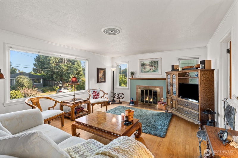 310 NW 75th Street