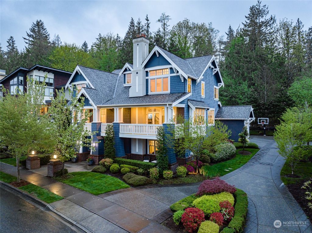 Photo of 3019 NE Harrison Drive, Issaquah, WA 98029 (MLS # 2063647)