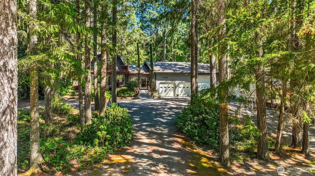 Photo of 13303 138th Avenue NW, Gig Harbor, WA 98329 (MLS # 2575961)