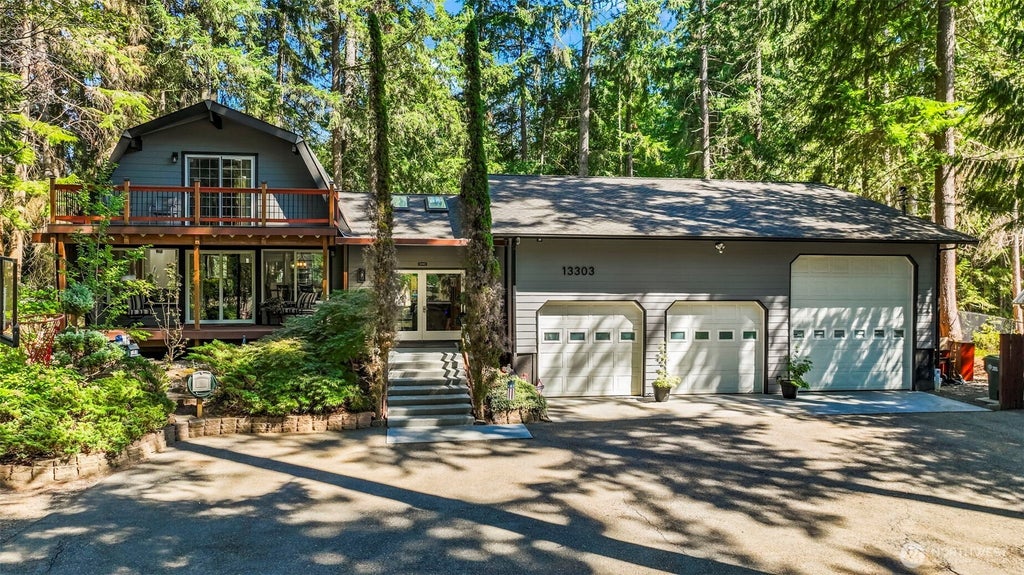 Photo of 13303 138th Avenue NW, Gig Harbor, WA 98329 (MLS # 2575961)