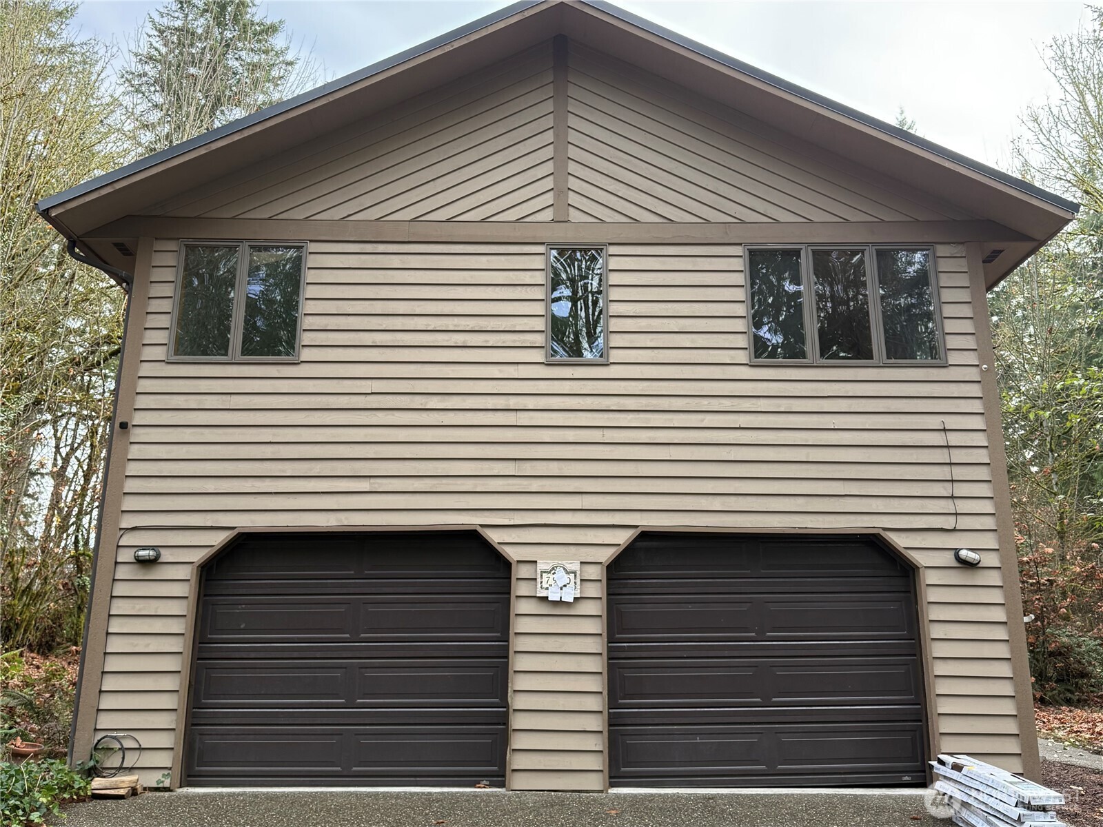 7940 Thornburg Street SW