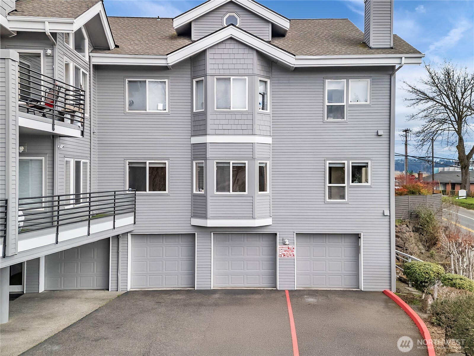 6100 NE 181st Street 4