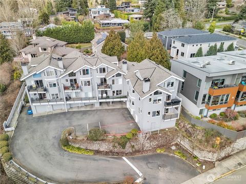 Photo of 6100 NE 181st Street #4, Kenmore, WA 98028 (MLS # 2484798)