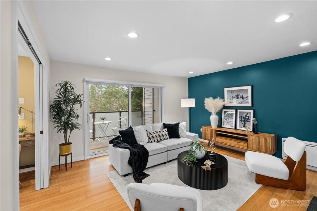 Photo of 5225 50th Avenue NE #206, Seattle, WA 98105 (MLS # 2490520)