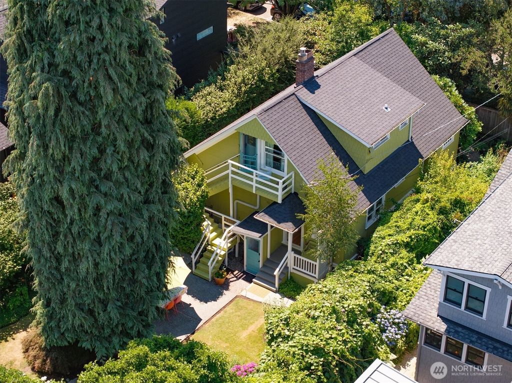 Photo of 5618 Keystone Place N, Seattle, WA 98103 (MLS # 2409452)