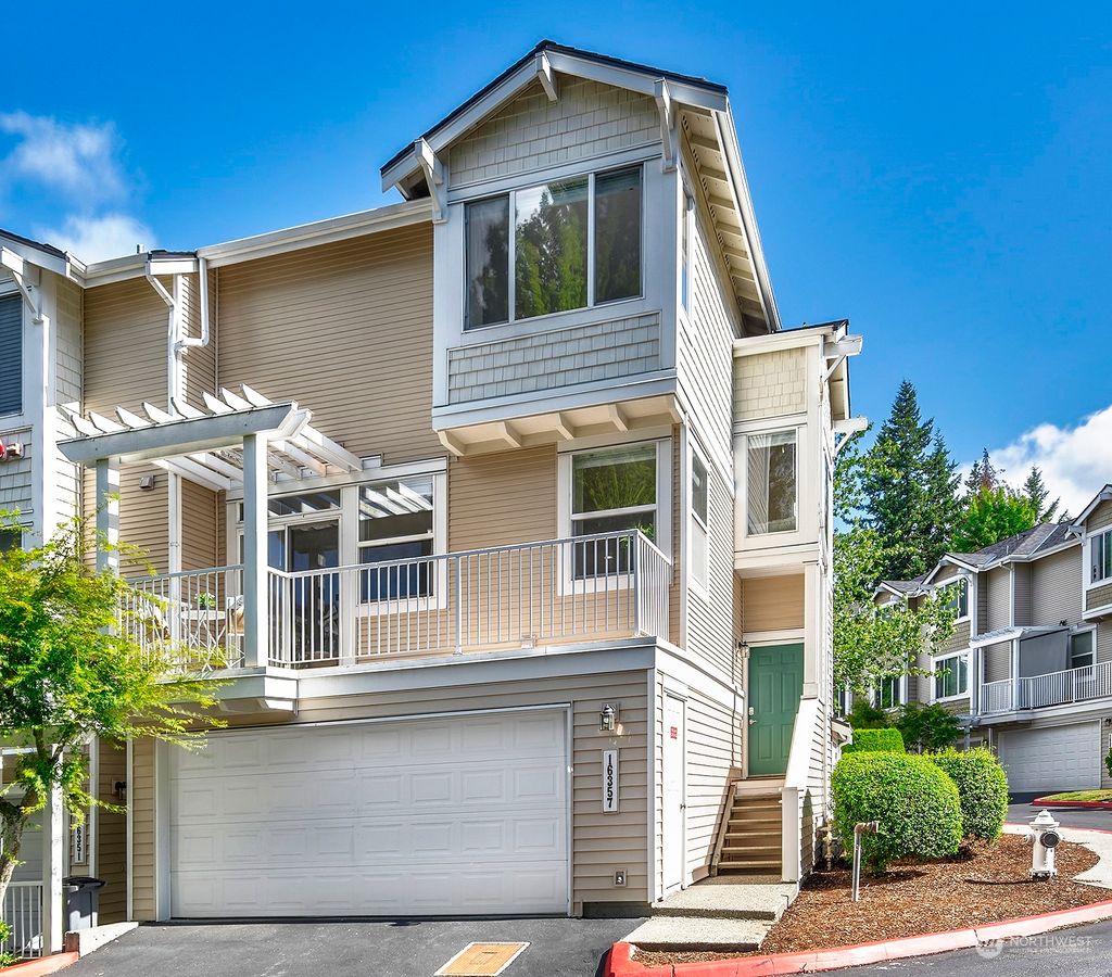 Photo of 16357 118th Lane NE, Bothell, WA 98011 (MLS # 2144975)