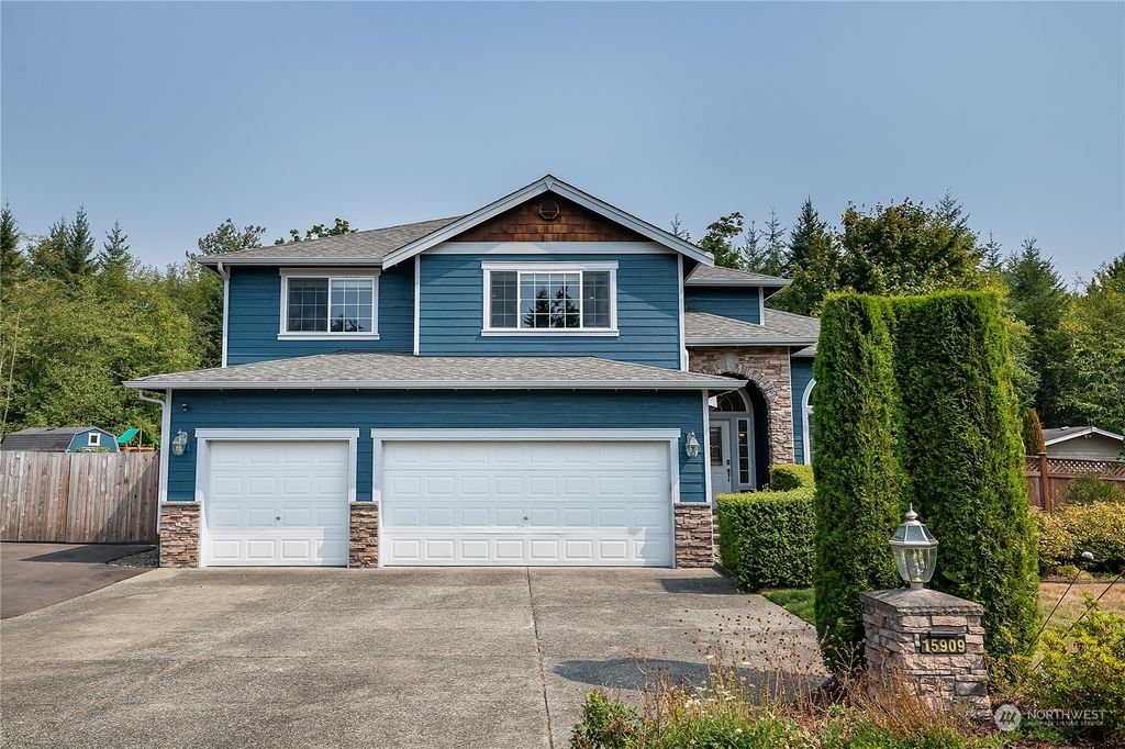 Photo of 15909 27th Avenue NW, Stanwood, WA 98292 (MLS # 2155064)
