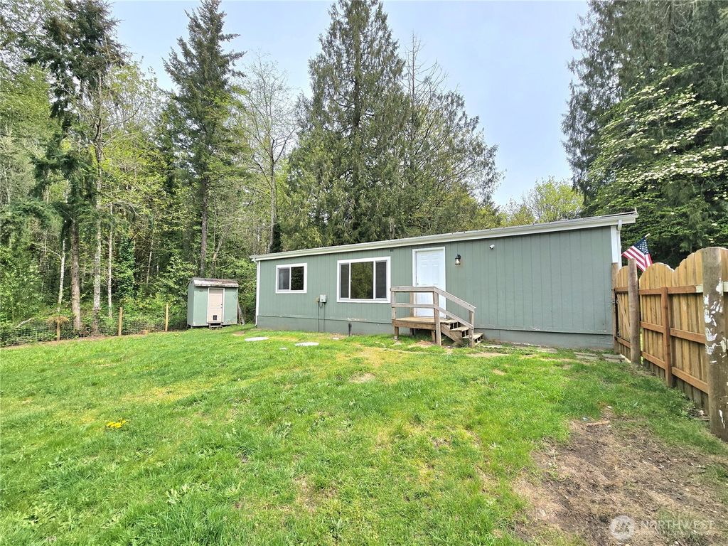 Photo of 4515 SE Inwood Ln, Port Orchard, WA 98367 (MLS # 2510642)