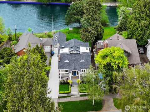 Photo of 1852 E Shelby Street, Seattle, WA 98112 (MLS # 2589833)