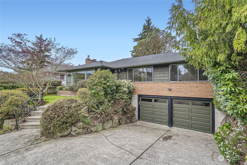 Photo of 4133 54th Avenue SW, Seattle, WA 98116 (MLS # 2211957)