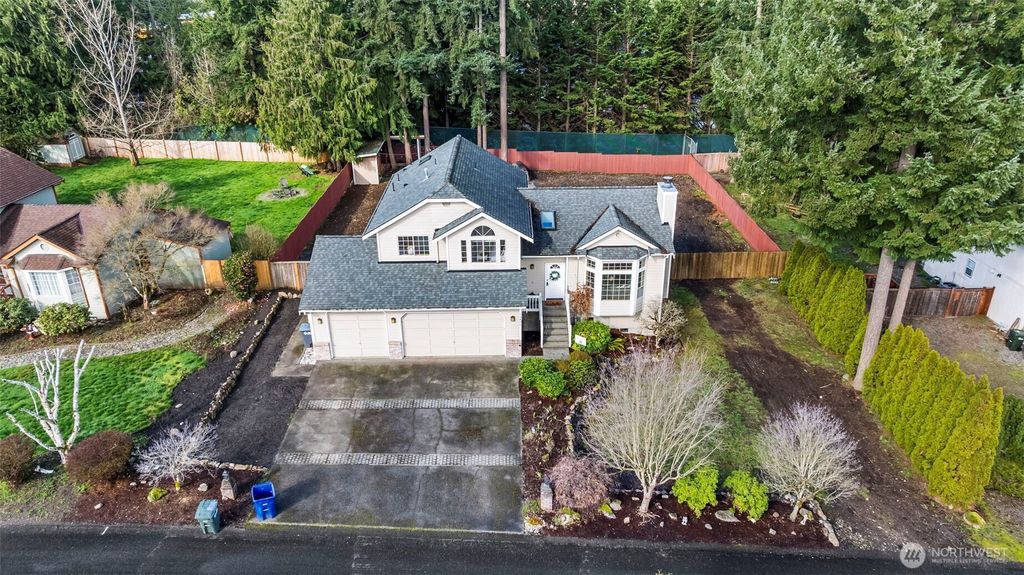 Photo of 10416 198th Avenue Court E, Bonney Lake, WA 98391 (MLS # 2496539)