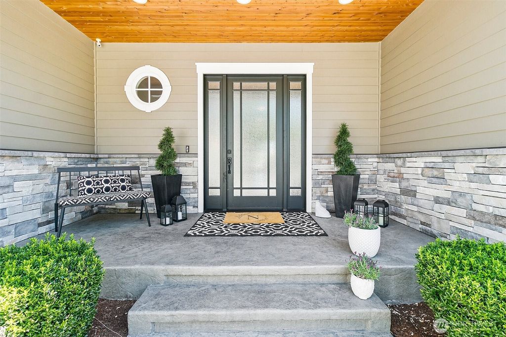 Photo of 29012 218th Avenue SE, Black Diamond, WA 98010 (MLS # 2473411)