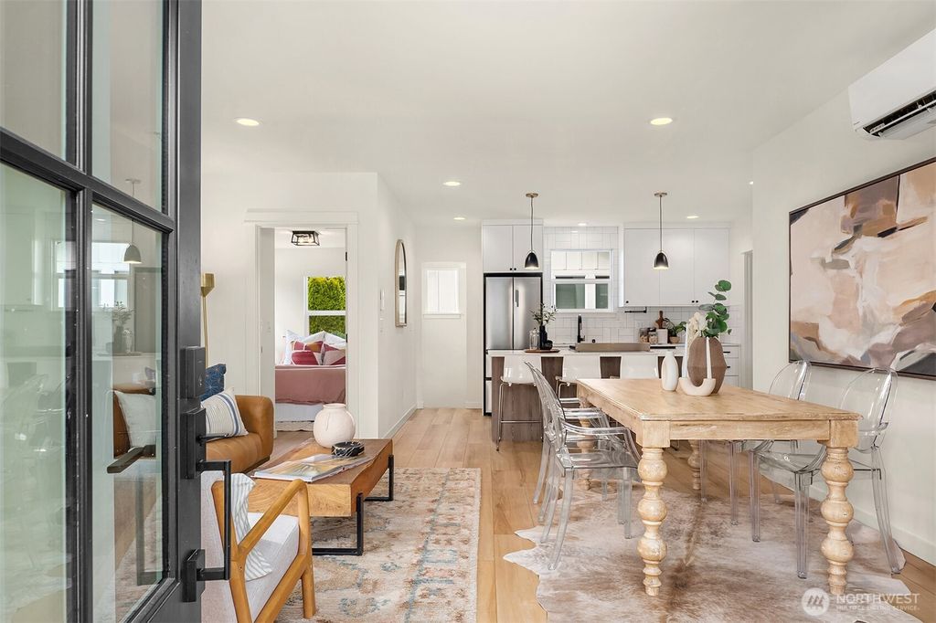 Photo of 8913 8th Avenue NE #2, Seattle, WA 98115 (MLS # 2509322)