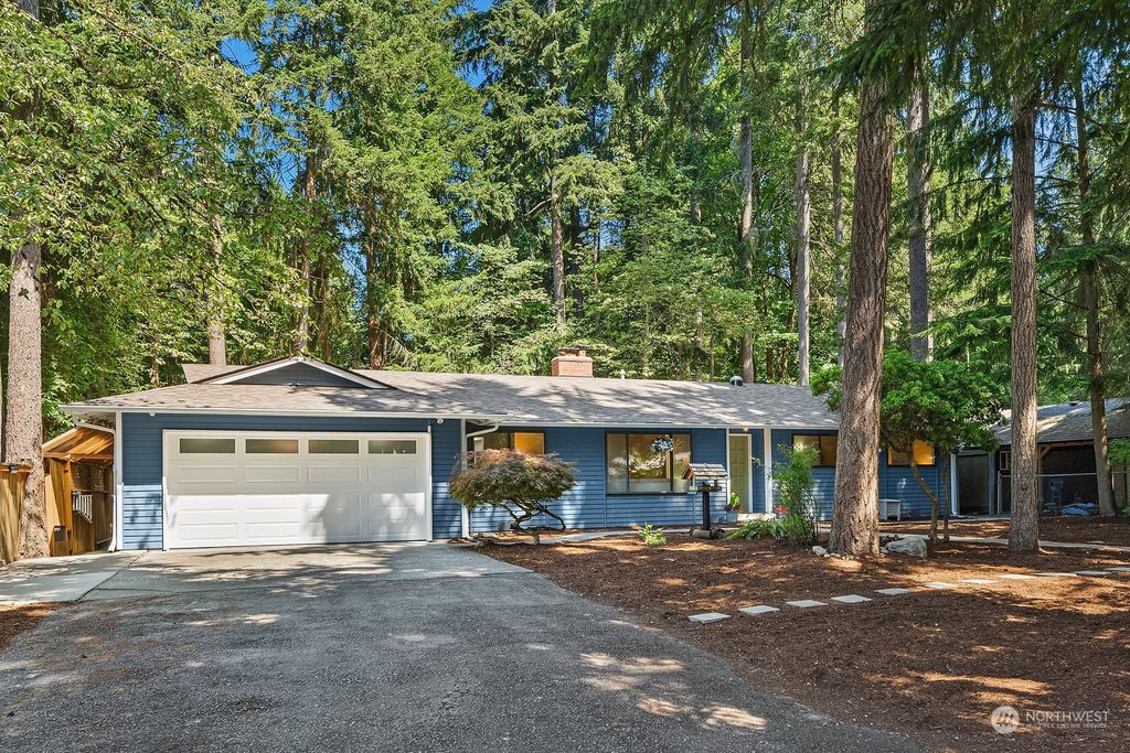 Photo of 14012 SE 141st Street, Renton, WA 98059 (MLS # 2272219)