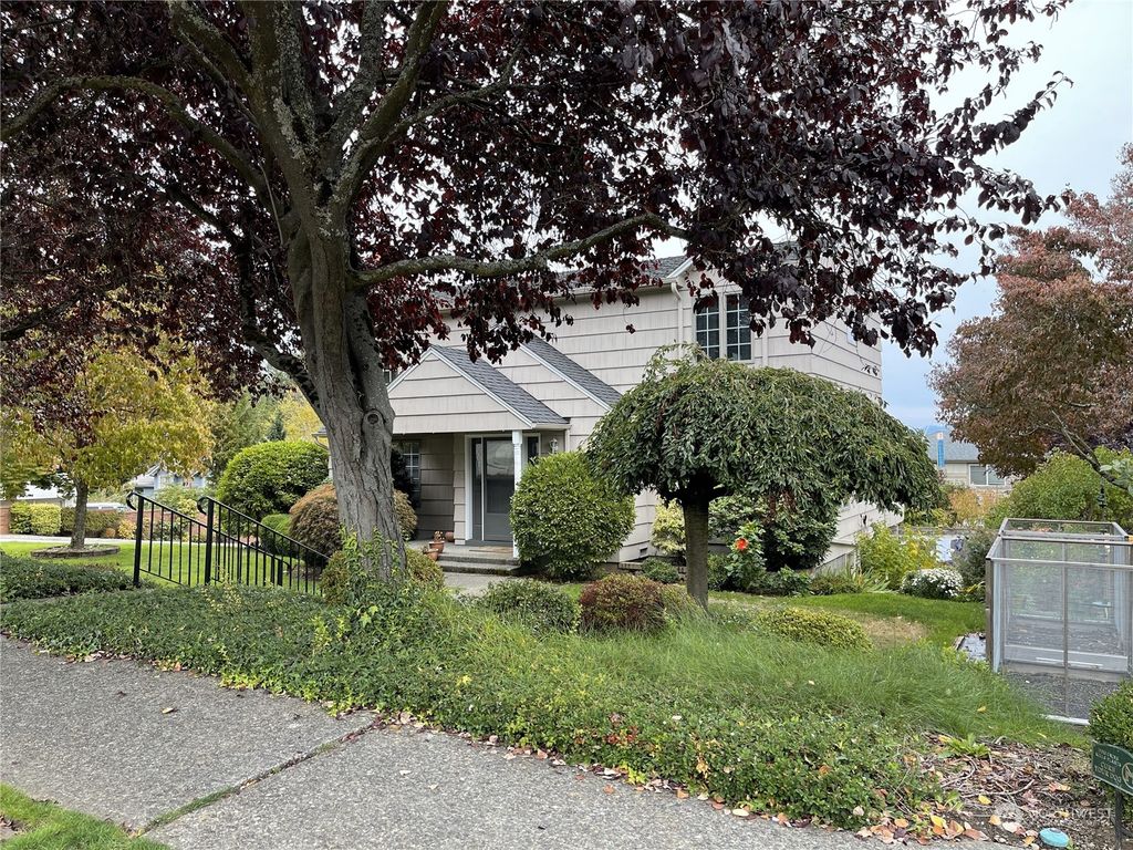 Photo of 7416 52nd Avenue NE, Seattle, WA 98115 (MLS # 2173915)