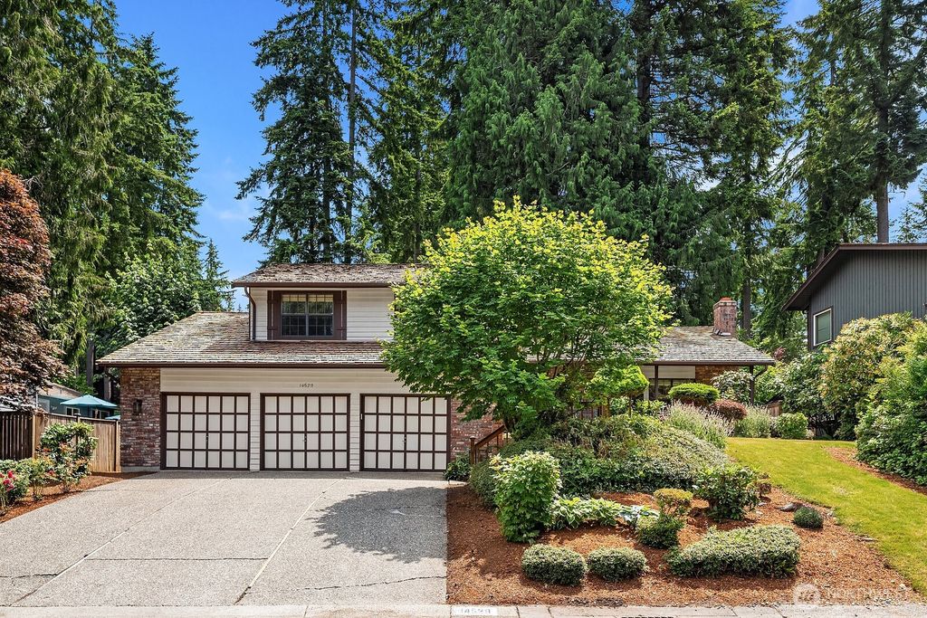 Photo of 14529 28th Drive SE, Mill Creek, WA 98012 (MLS # 2393665)