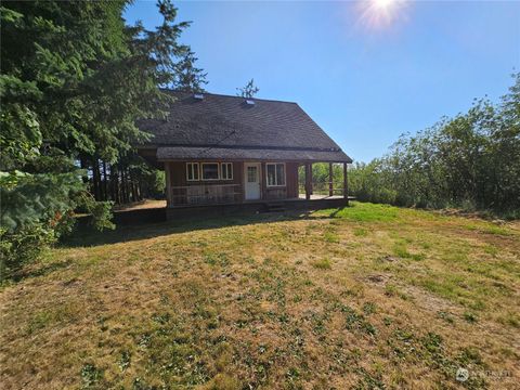 A home in Curtis