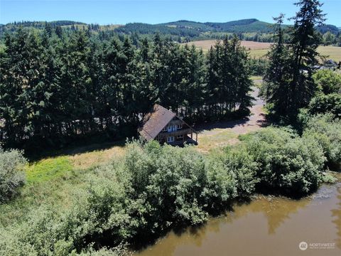 A home in Curtis