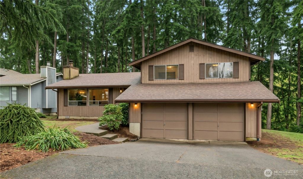 Photo of 37717 26th Drive S, Federal Way, WA 98003 (MLS # 2486730)
