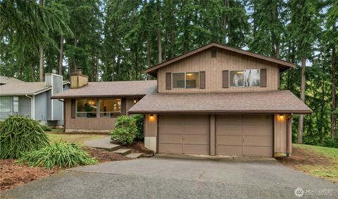 Photo of 37717 26th Drive S, Federal Way, WA 98003 (MLS # 2486730)