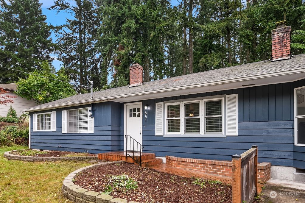 Photo of 851 NE 194th Street, Shoreline, WA 98155 (MLS # 2168909)