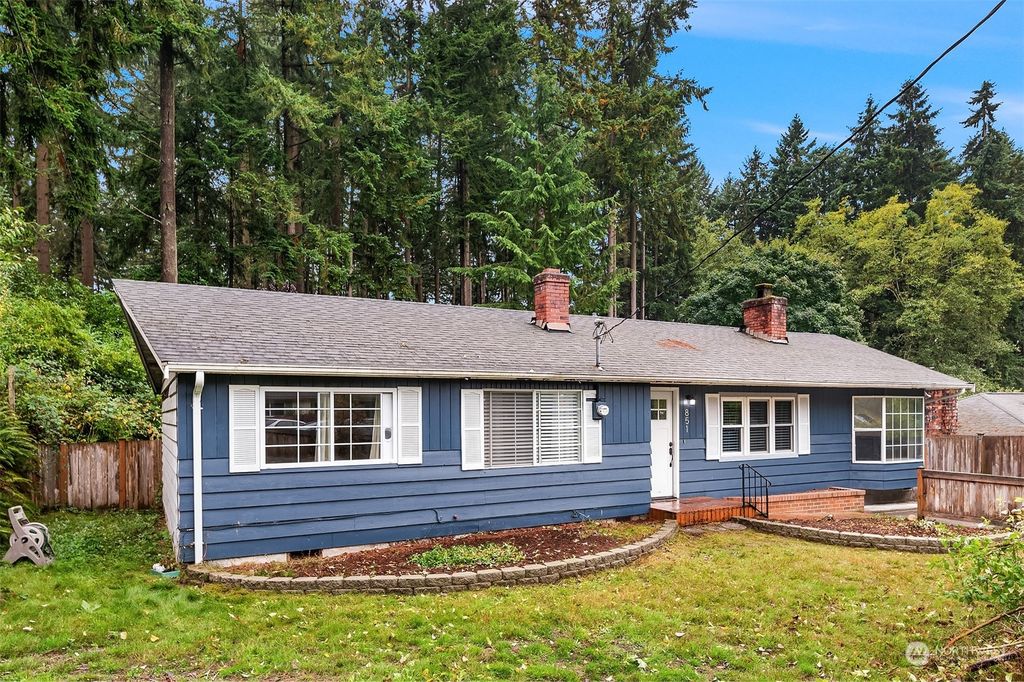 Photo of 851 NE 194th Street, Shoreline, WA 98155 (MLS # 2168909)