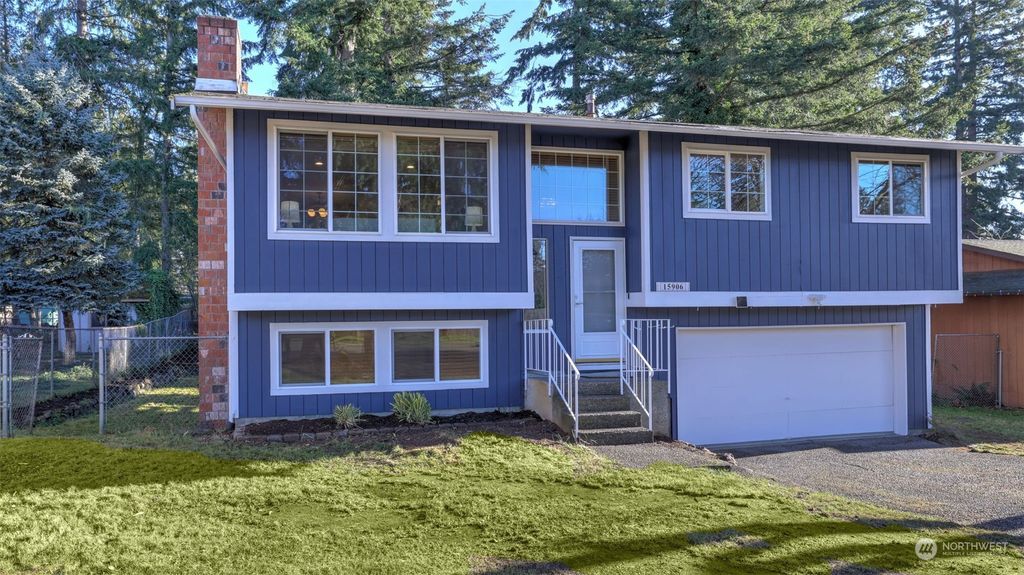 Photo of 15906 131st Place SE, Renton, WA 98058 (MLS # 2316222)