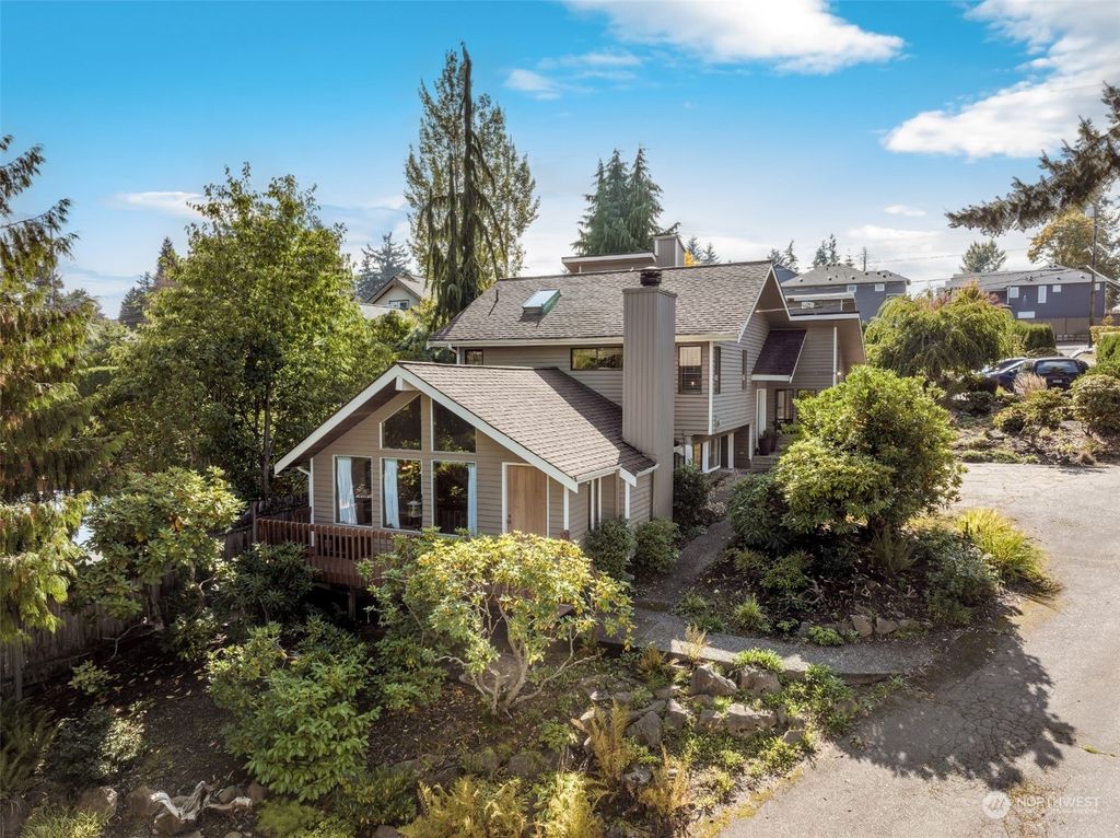 Photo of 3723 Shelby Road, Lynnwood, WA 98087 (MLS # 2169441)