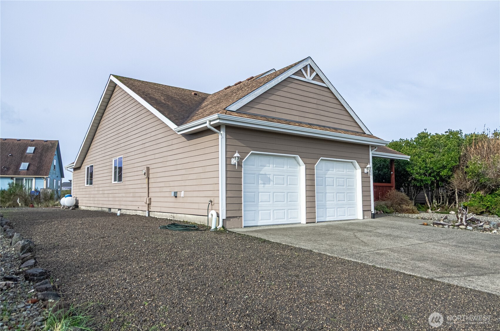 1221 E Ocean Shores Boulevard SW