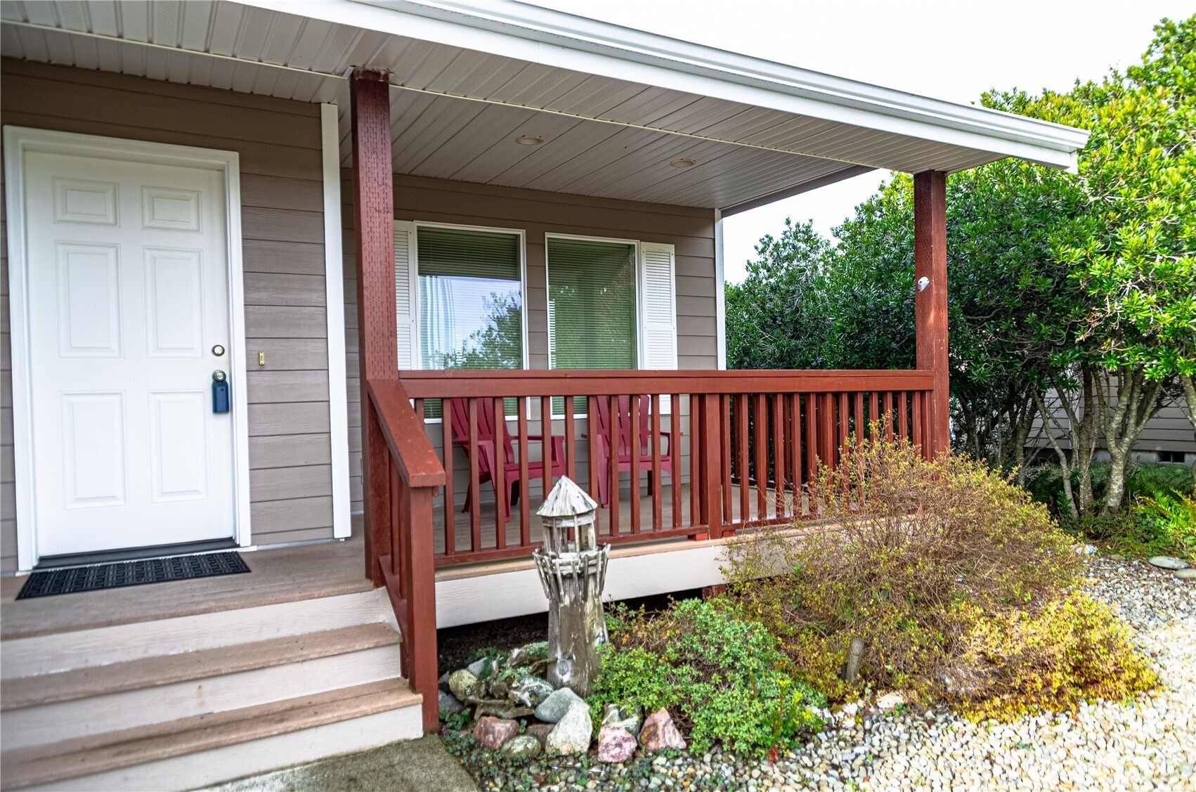 1221 E Ocean Shores Boulevard SW