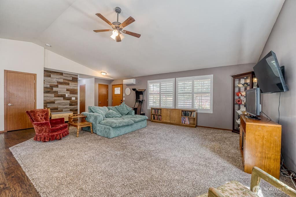 Photo of 23402 60th Avenue E, Graham, WA 98338 (MLS # 2549350)