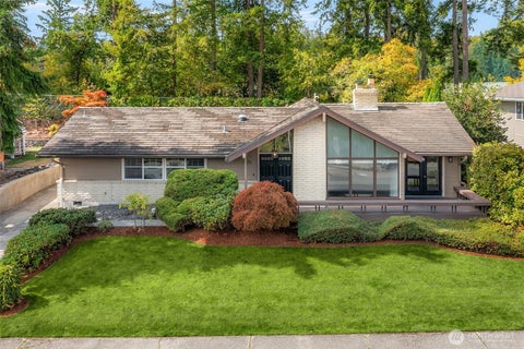 Photo of 1635 180th Avenue NE, Bellevue, WA 98008 (MLS # 2584142)
