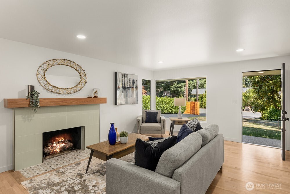 18733 50th Avenue NE