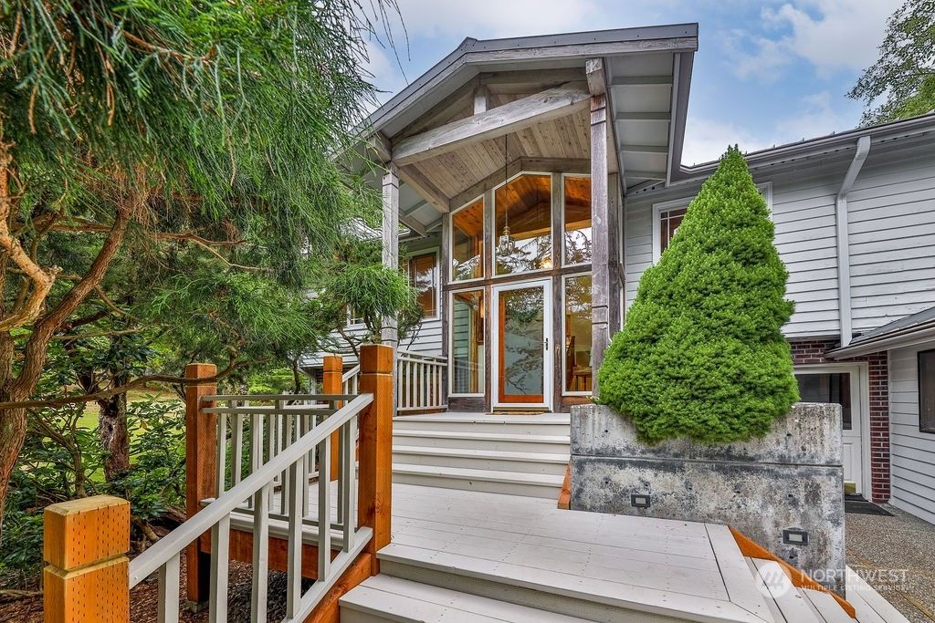 Photo of 9022 NE 152nd Place, Kenmore, WA 98028 (MLS # 2275217)