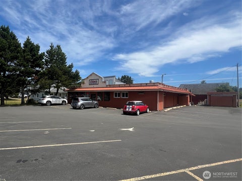Photo of 400 N Pacific Avenue, Long Beach, WA 98631 (MLS # 2564424)